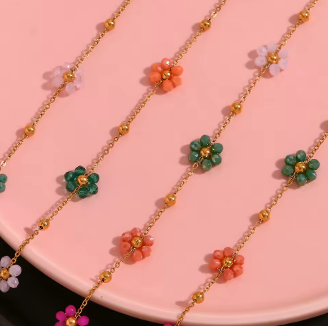 Gold Flowers Necklace